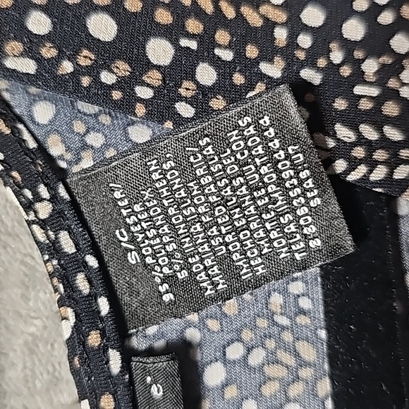 Apostrophe Blouse Size Small Sleeveless Stretch fabric - Picture 6 of 7